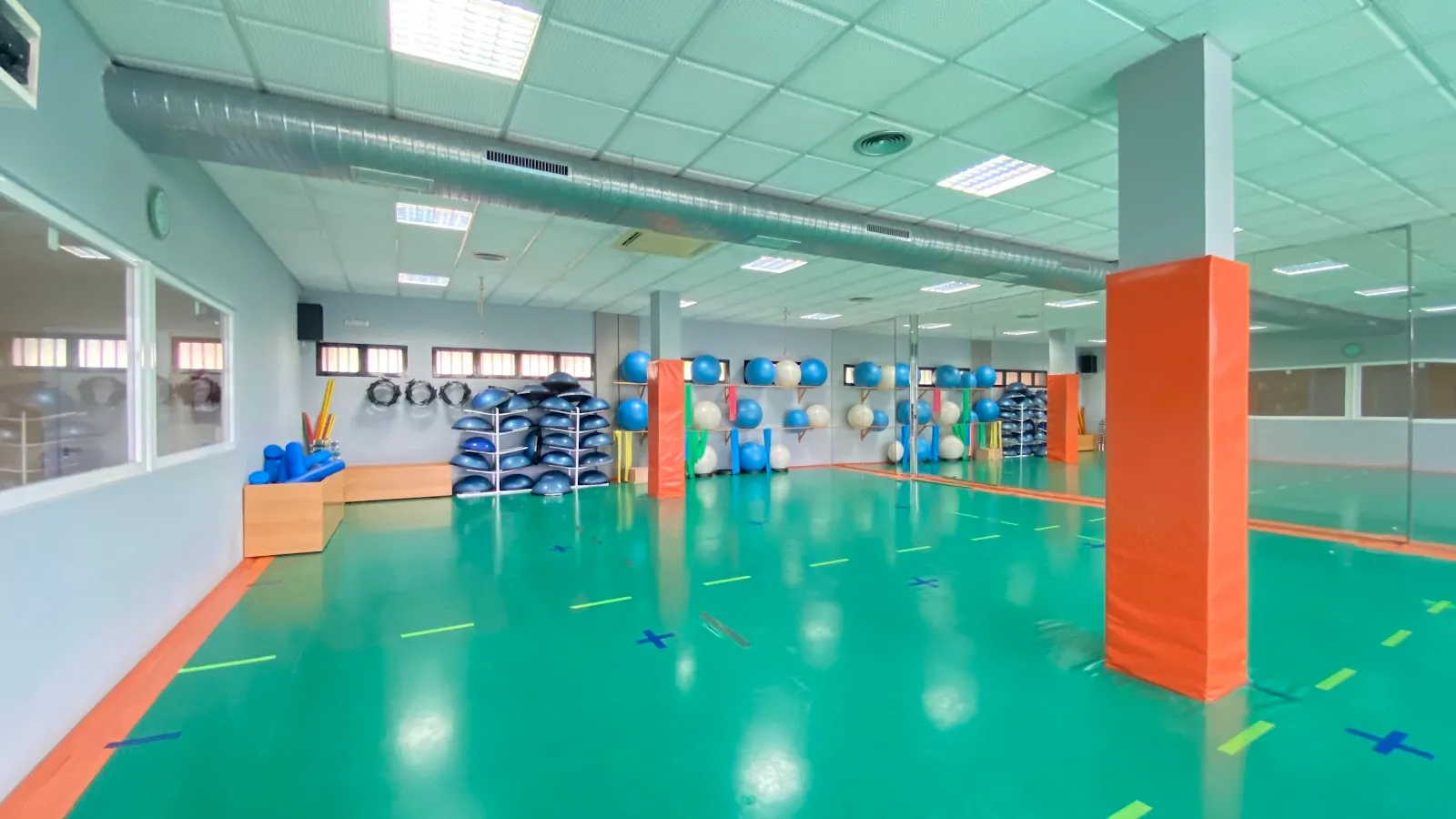 Gimnasio Wellness 2000 — entrenamiento personal-studio en Alcalá de Henares — 4