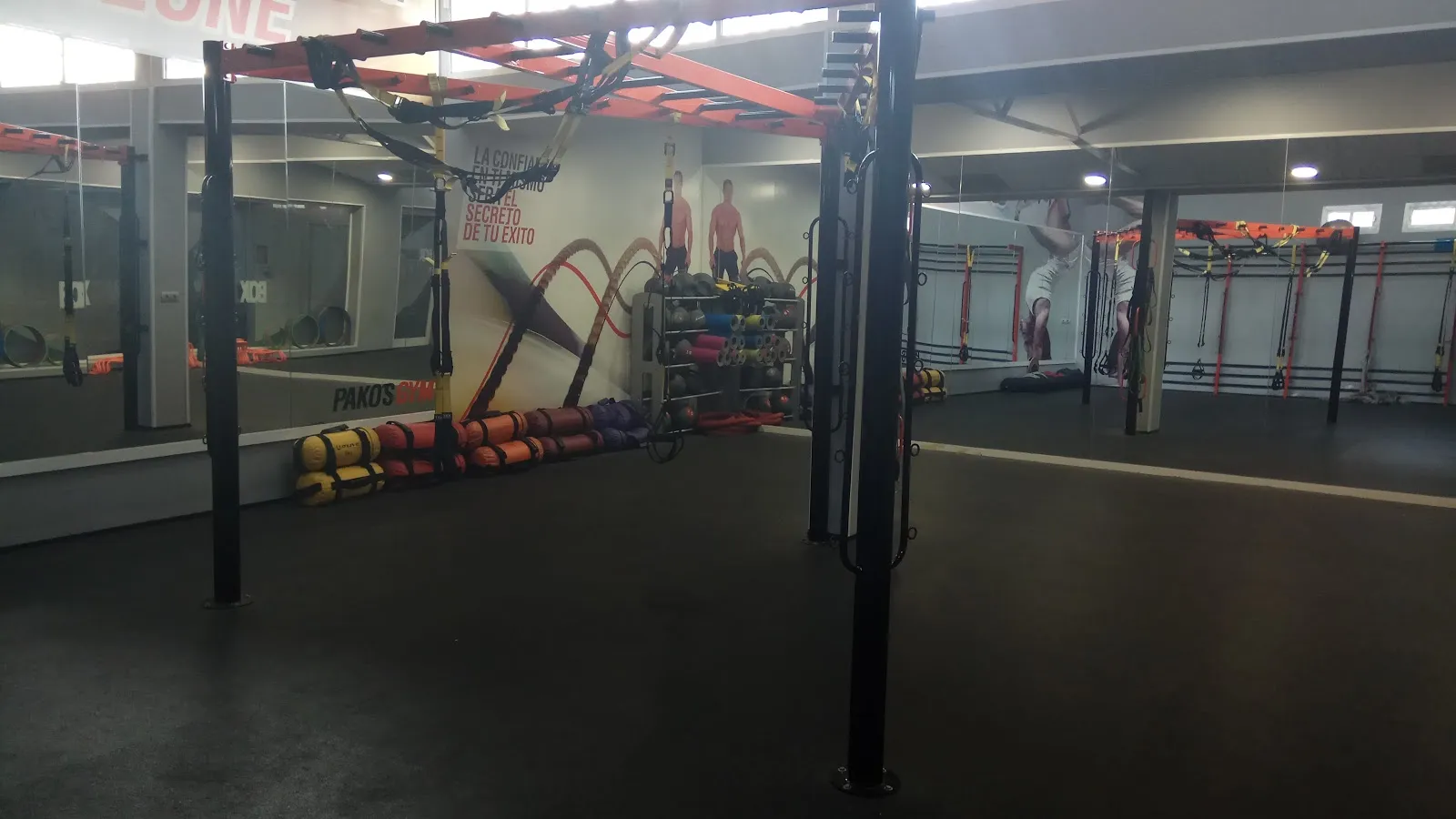PAKO'S GYM — estudio de fitness-studio en Dos Hermanas — 3