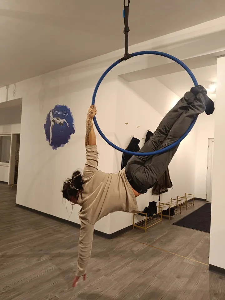 Stargazer 22 Dein für Pole — yoga-studio in Augsburg — 3