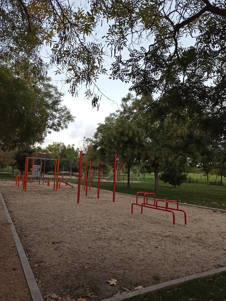 Parque de calistenia — Calisthenics en Buenavista, Getafe