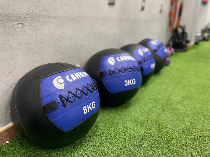 Adn Sports Centre Entrenament — entrenamiento personal-studio en Barcelona — 4