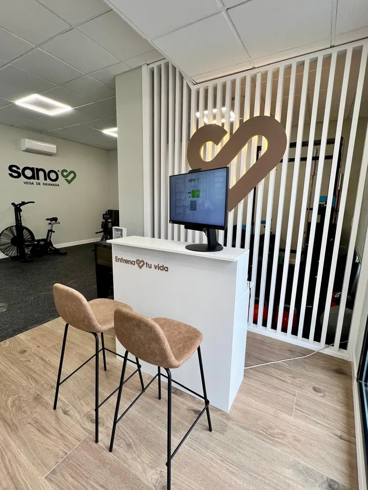 Sano Vega De Granada — fuerza-studio en Churriana de la Vega — 2