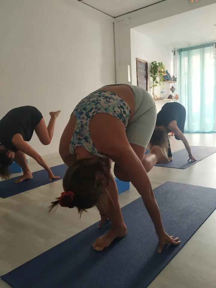 AHAMKÂRA movimiento del yoga — yoga-studio en Progrés, Badalona — 2