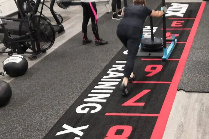 Karboni — fitnessstudio – Seppola, Jämsä — 2