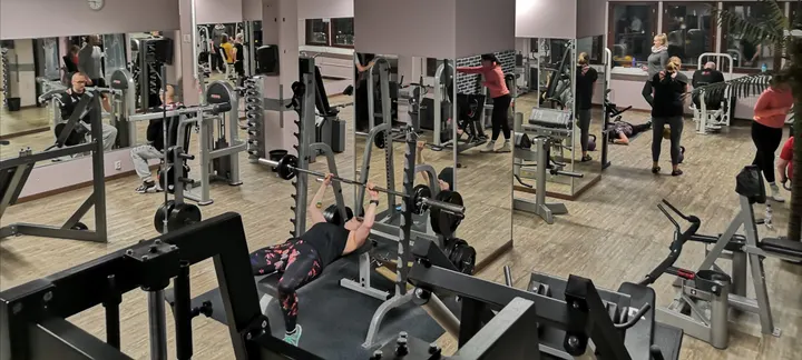 Karboni — Fitnessstudio – Seppola, Jämsä