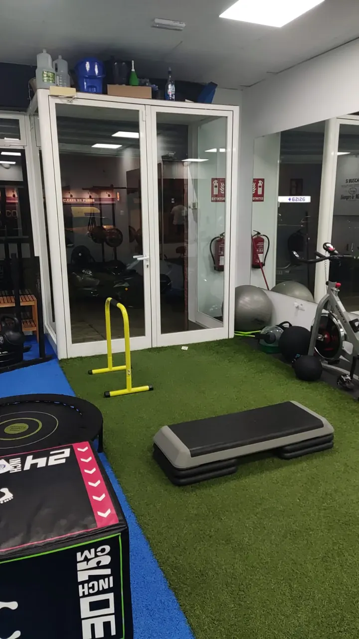 Fufutrainer Montequinto — entrenamiento personal-studio en Sevilla — 3