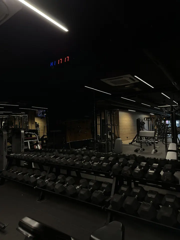 ELITE SPORT CENTER — Estudio de fitness en Lleida