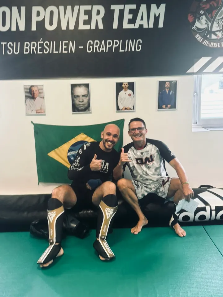 submission power team — mma-studio à Villenave-d'Ornon, Bordeaux — 3