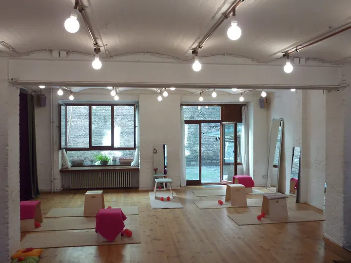 Körpertraining Berlin — yoga-studio in Charlottenburg, Berlin — 3