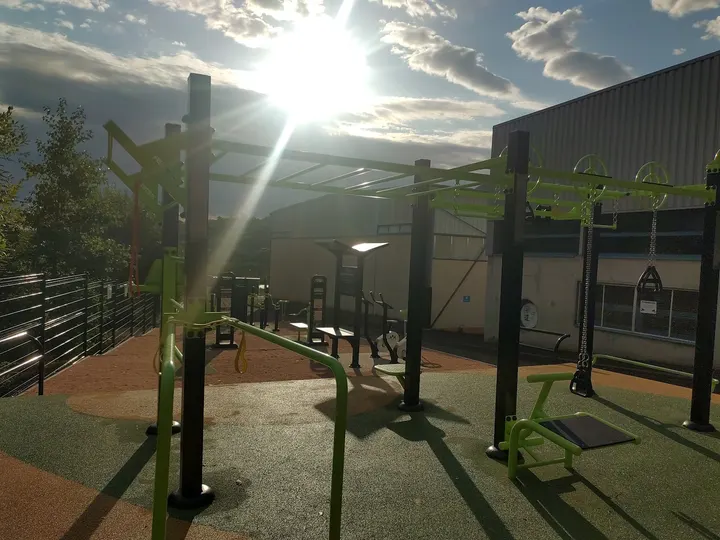 Street workout Ceyrat — salle de fitness-studio à Ceyrat — 3
