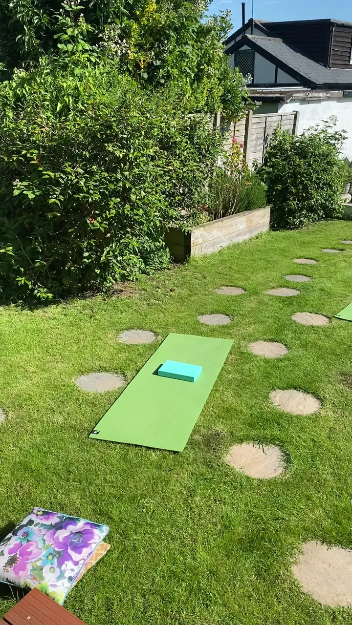 Yoga With Martina — yoga-studio i Fullersta, Worcester Park — 2