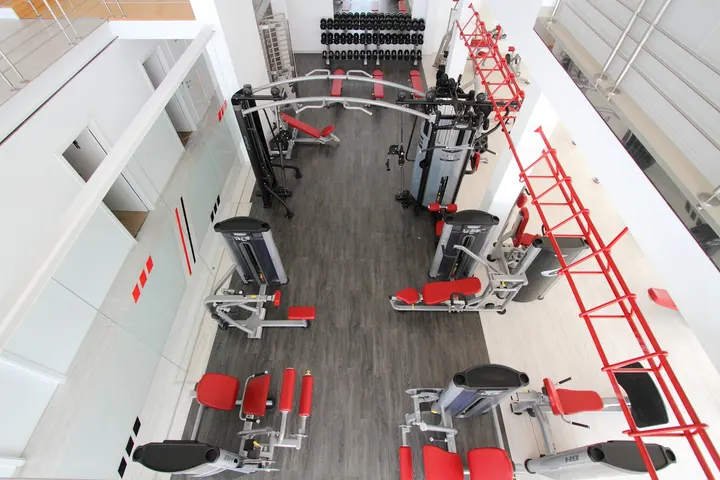 Sparta Sport Center - Gimnasios Jaca — estudio de fitness-studio en Jaca — 3