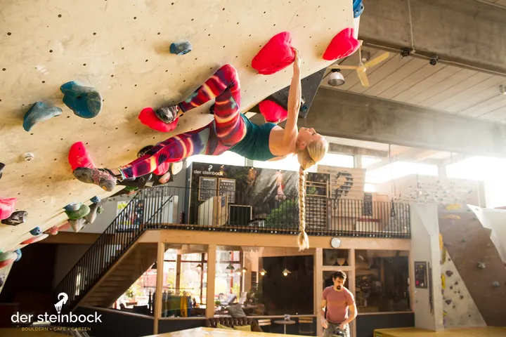 der steinbock Zirndorf - Boulderhalle — Bouldering in Zirndorf