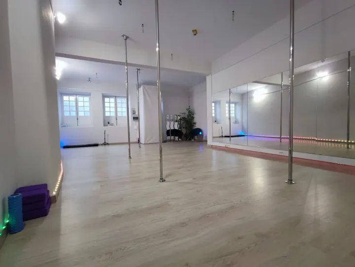 RAIZZUP — pole dance-studio em Guimarães — 2