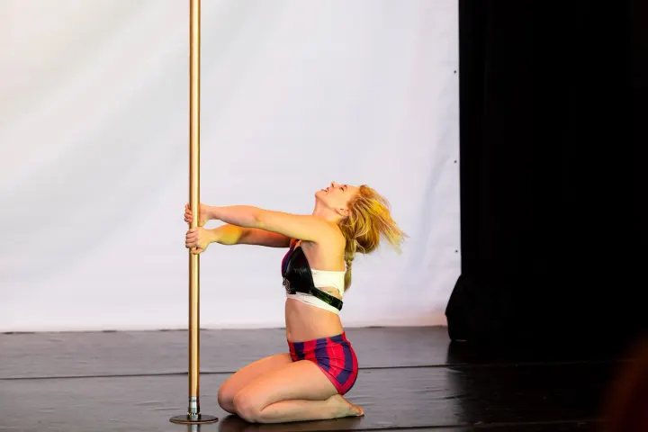 RAIZZUP — pole dance-studio em Guimarães — 3