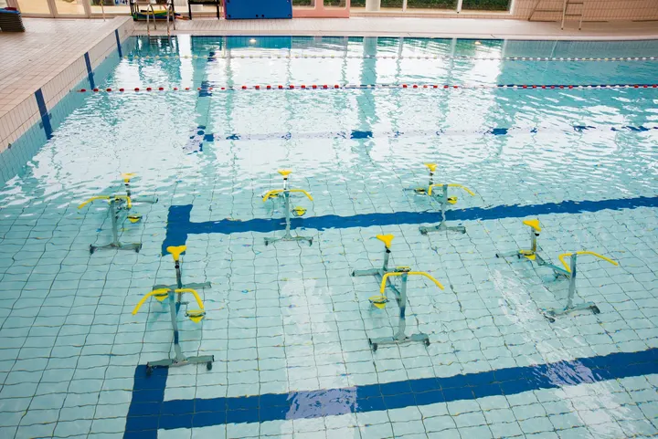 Centre Aquatique du Pays Fertois — salle de fitness-studio à La Ferté Macé — 2