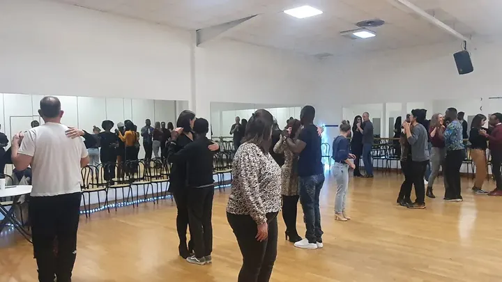Ginga Dance — danse-studio à Secteur 3, Grenoble — 3
