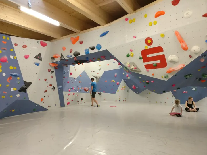 DAV Kletter- und Boulderzentrum Gießen — Klettern in Gießen