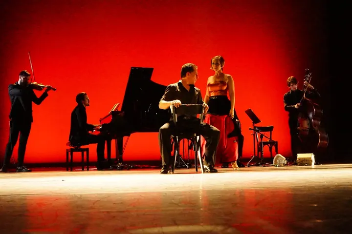 Bai Vén Tango - Bilbao — baile-studio en San Pedro de Deusto-La Ribera, Bilbao — 2