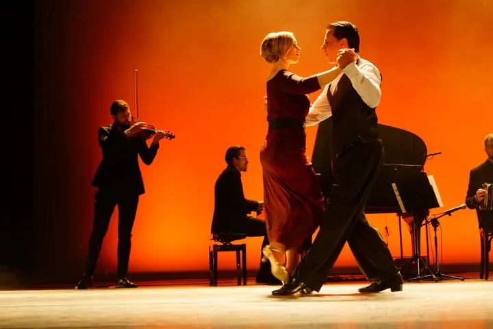 Bai Vén Tango - Bilbao — baile-studio en San Pedro de Deusto-La Ribera, Bilbao — 3