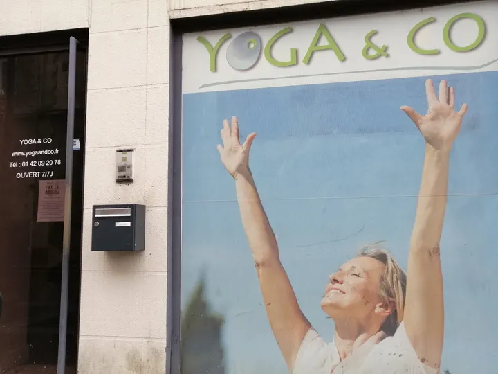 YOGA & CO — Yoga à Quartier de la Villette, Paris