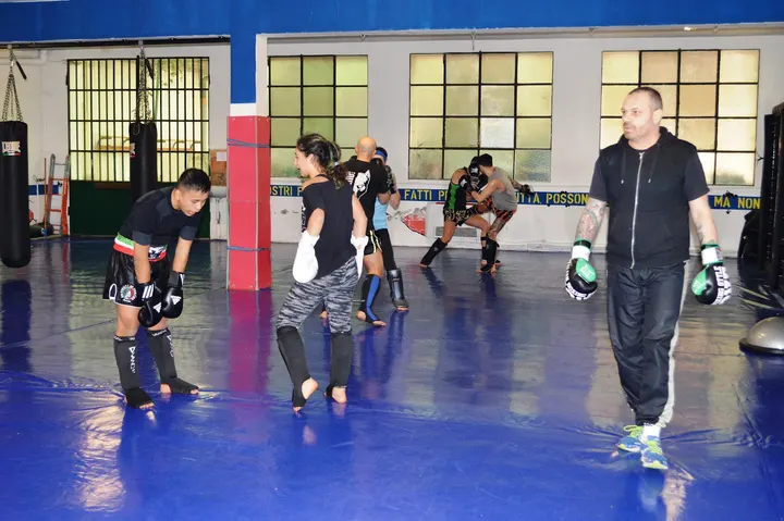 Allenamento Funzionale Calisthenics Milano — Sala pesi a Scalo Romana, Milano