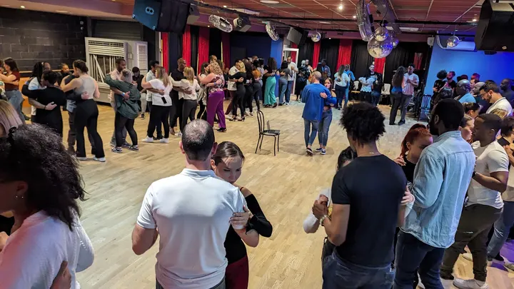 Saida Kizomba Paris — Danse à Paris 13e Arrondissement, Paris