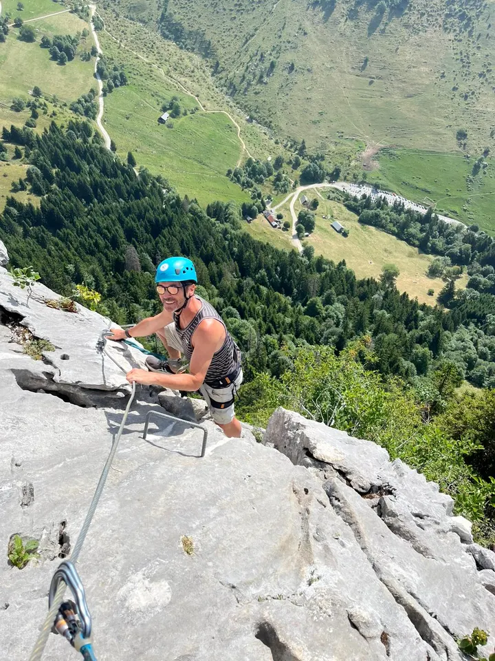 Monté Médio Activités — escalade-studio à Talloires-Montmin — 4