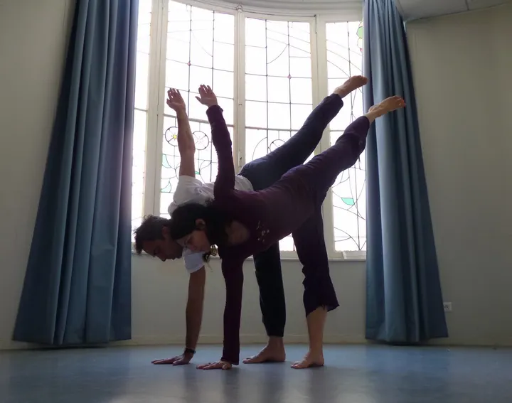 Yogalucioles — Yoga à Rue Battant, Besançon