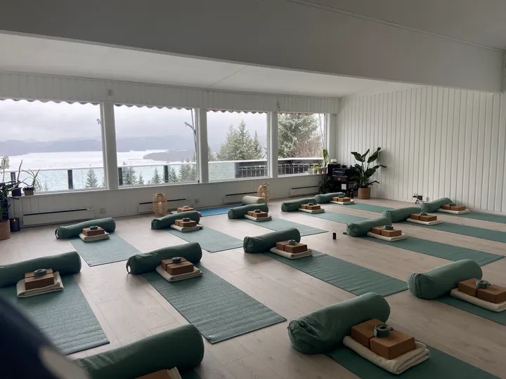 Alive Yoga — yoga-studio i Buvika, Trondheim — 2
