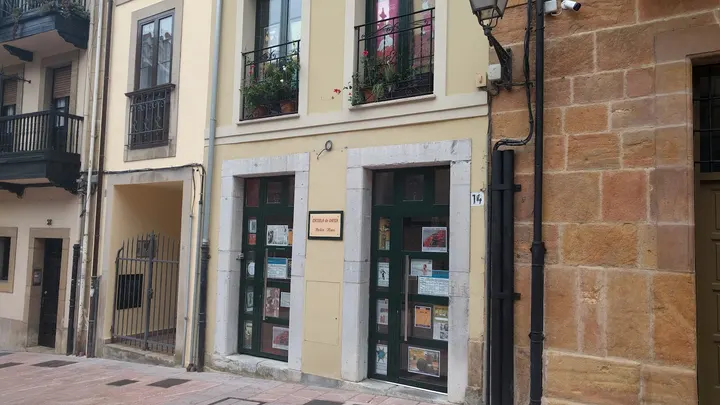 Academia De Baile Belen Novo — Dance en Antiguo, Oviedo