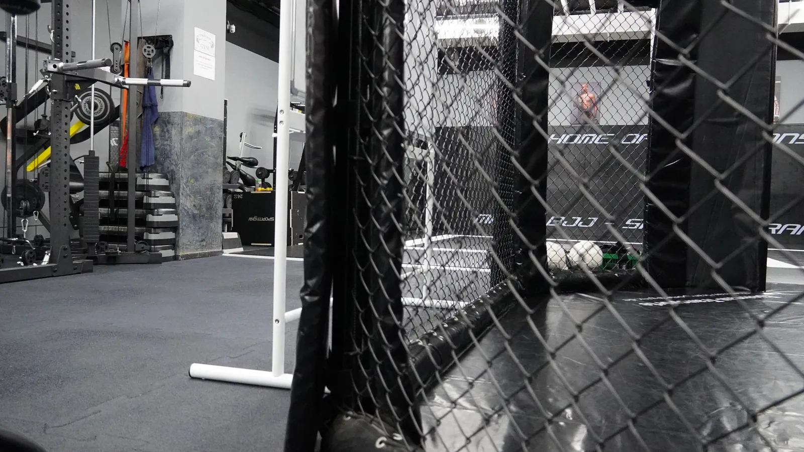 Bars Kampfsportakademie — kampsport-studio i Stuttgart — 4