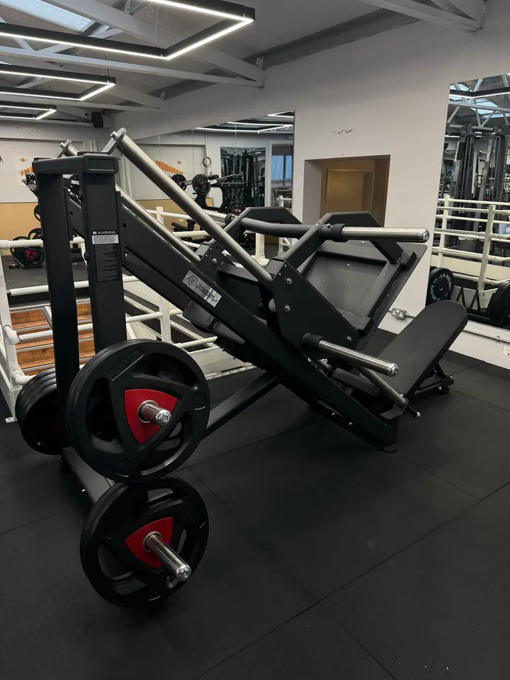 Physicals Fitness Club — fitness studio in Woodford Green, London — 2