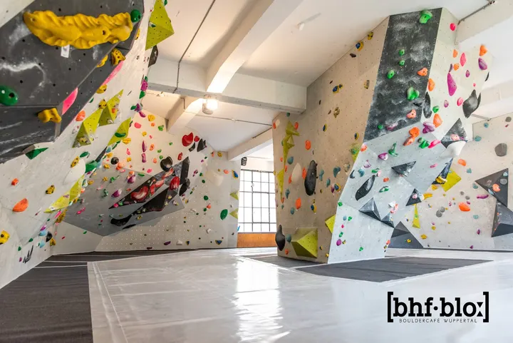 Bahnhof Blo — bouldern-studio in Wuppertal — 4