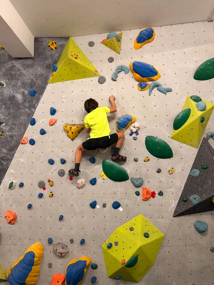 Bahnhof Blo — Bouldern in Gemarkung Elberfeld, Wuppertal