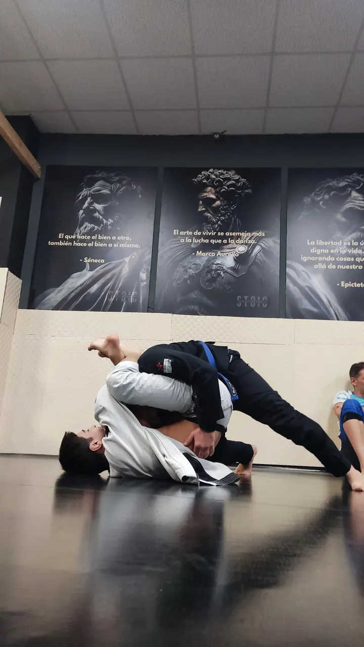STOIC Hybrid — artes marciales-studio en Burjasot, Valencia — 3