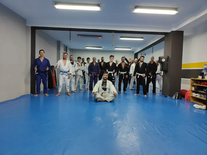 Loyalt Spain Jiu Jitsu Moaña — artes marciales-studio en Moaña — 3