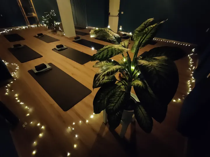 Yoga Studio — yoga-studio a Cederna, Monza — 2