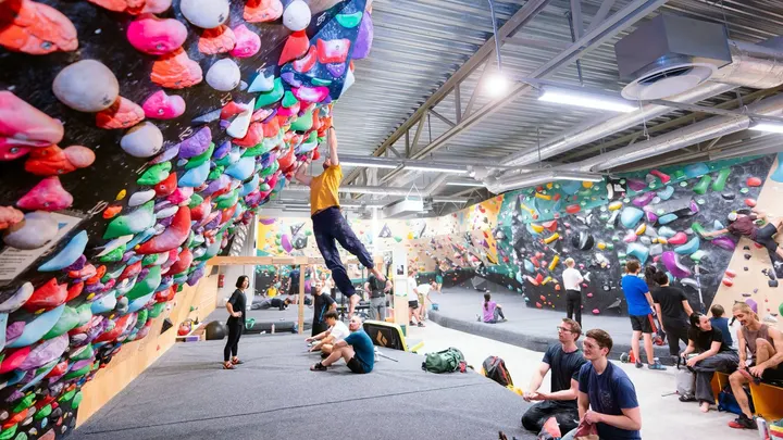 Backa Boulder — bouldering-studio i Kvillebäcken, Göteborg
