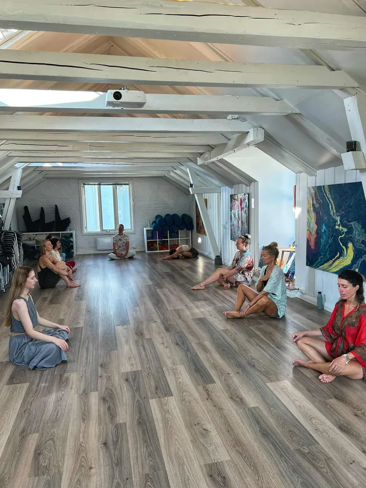 Era Life Center — yoga-studio i Bergen — 6