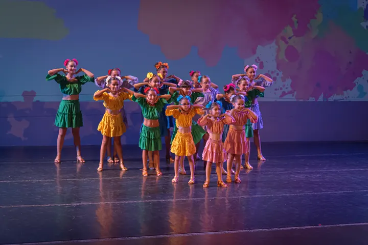 Academia de Dança de Espinho: Início — dança-studio em Alcochete — 4