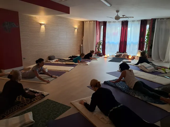 NUMAD YOGA — Yoga en Castellón de la Plana