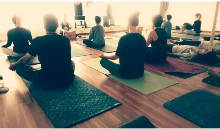 Rubén Hormigo yoga en Estepona, CultivARTE — yoga-studio en Los Llanos, Estepona — 2