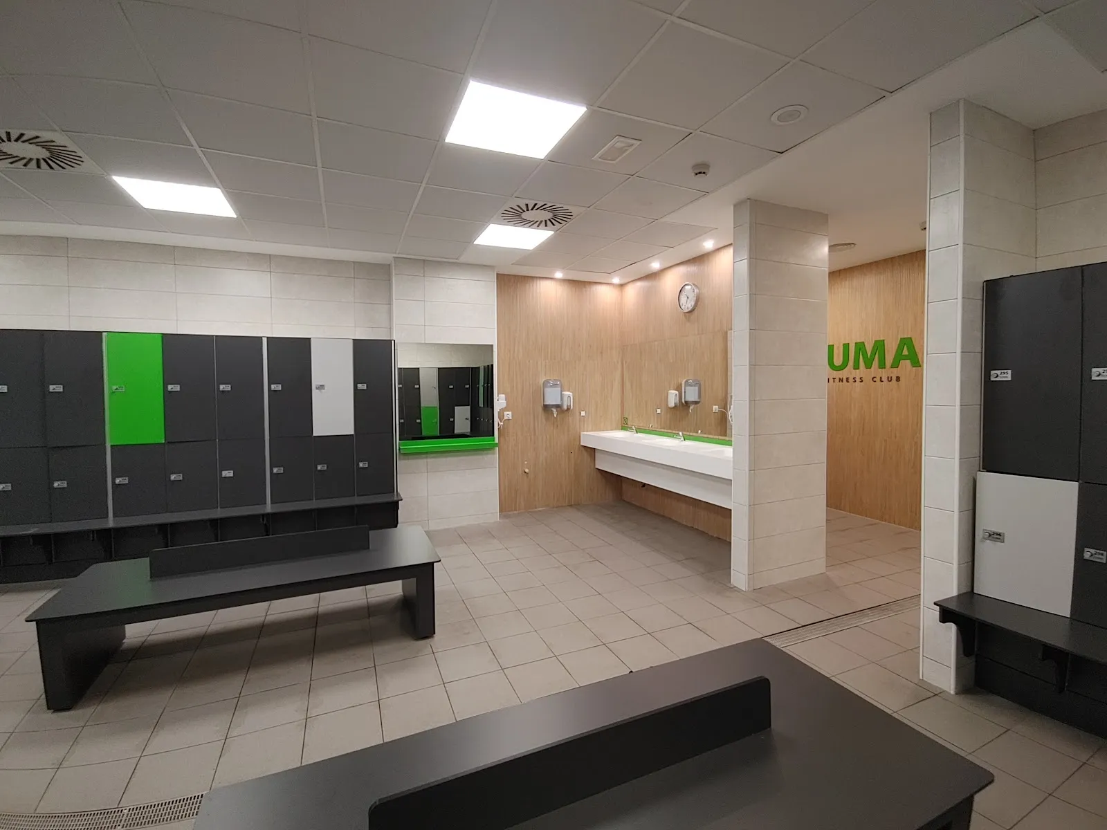 SUMA Fitness Club PATACONA | Gimnasio y Piscina en Valencia — estudio de fitness-studio en Alboraia — 5