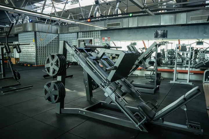 Salesportclub — estudio de fitness-studio en Perines, Santander — 2
