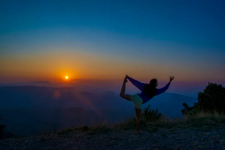 Astroyoga by Julia — Meditación en Gràcia, Barcelona