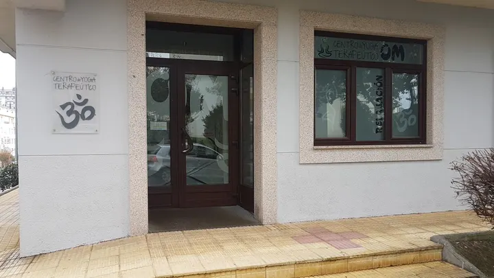 CENTRO YOGA OM — yoga-studio en Lugo — 4