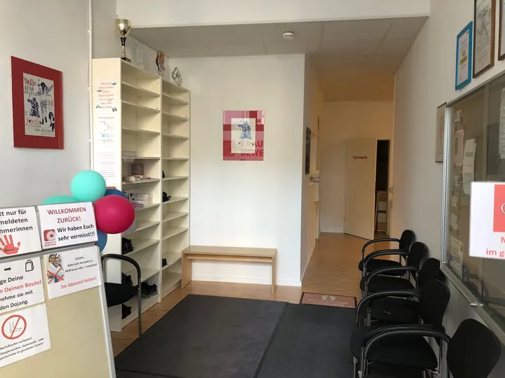 Frauen in Bewegung Kampfkunst — kampfsport-studio in Nordend Ost, Frankfurt am Main — 3