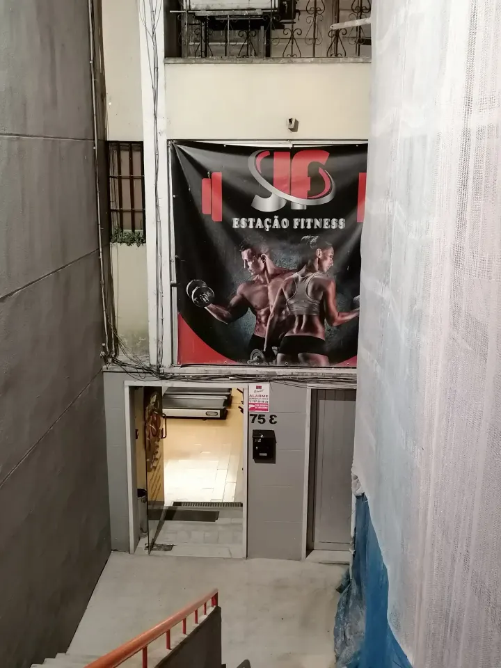 Estação Fitness — Ginásio em Queluz