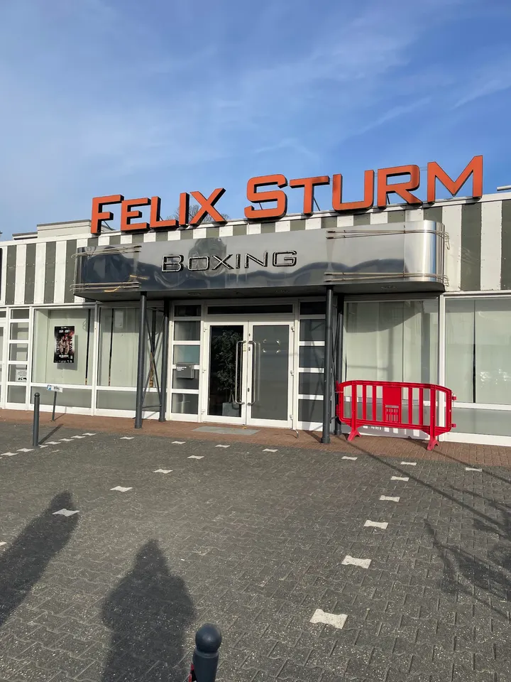 Sturm Gym. Bebak boot’n boxing — kampfsport-studio in Köln — 3